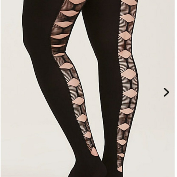 *SOLD* New! 1x/2x Torrid Bow Open Back Tights - Picture 2 of 8